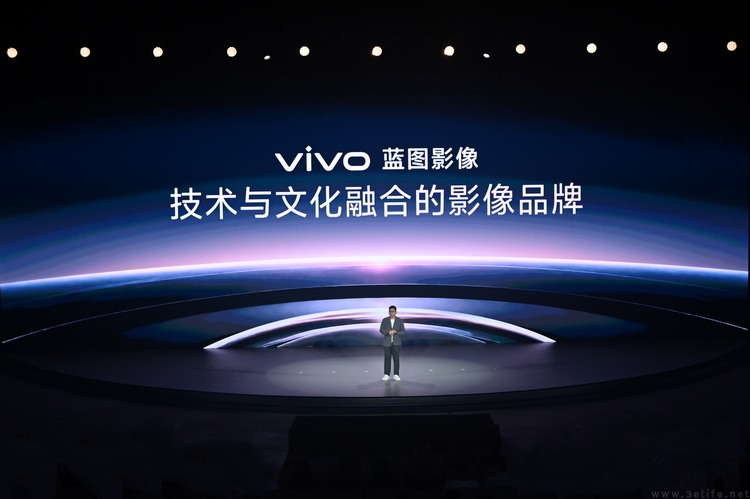 当“专业”成为溢价标签,vivo选了最难的那条路 当“专业”成为溢价标签,vivo选了最难的那条路